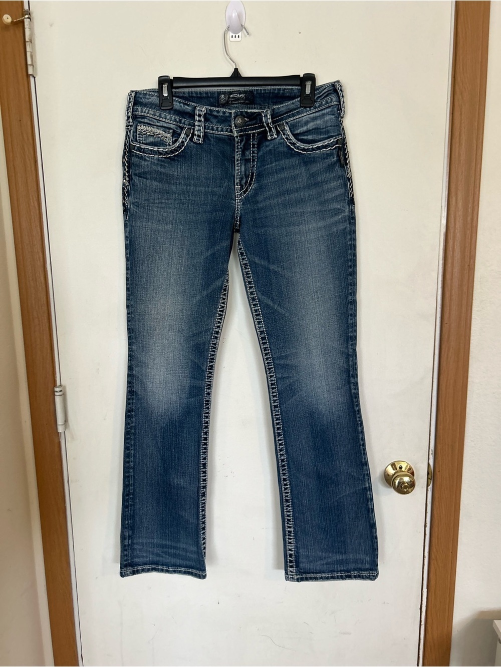 Silver Jeans Size w30/L33  Suki 17" Boot Cut Jeans